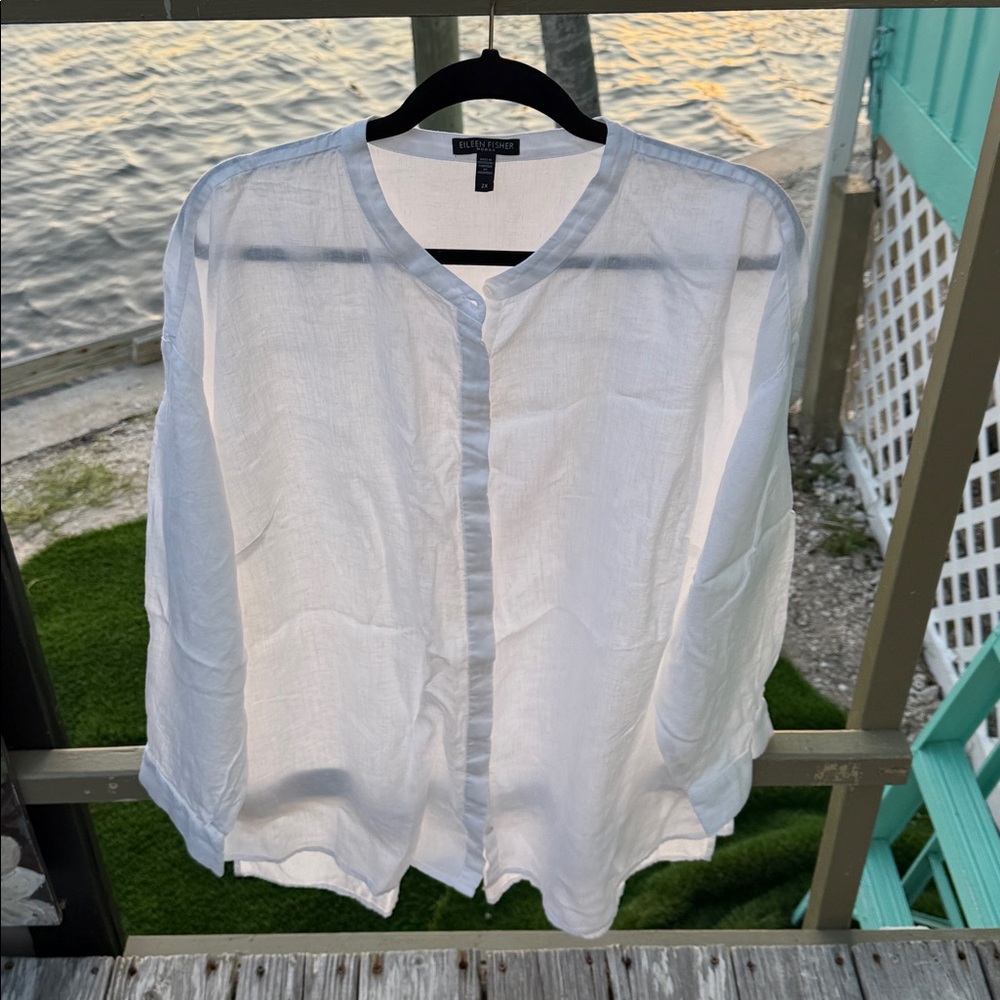 Eileen Fisher white linen button up shirt. 2x - Picture 4 of 7